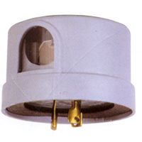 L-4700 DUSK/DAWN PHOTOCELL